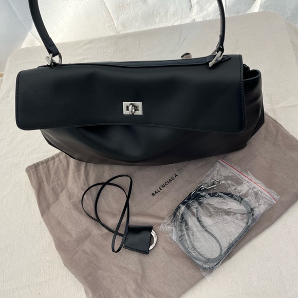 Balenciaga RODEO HANDBAG SMALL IN BLACK - Picture 5 of 12